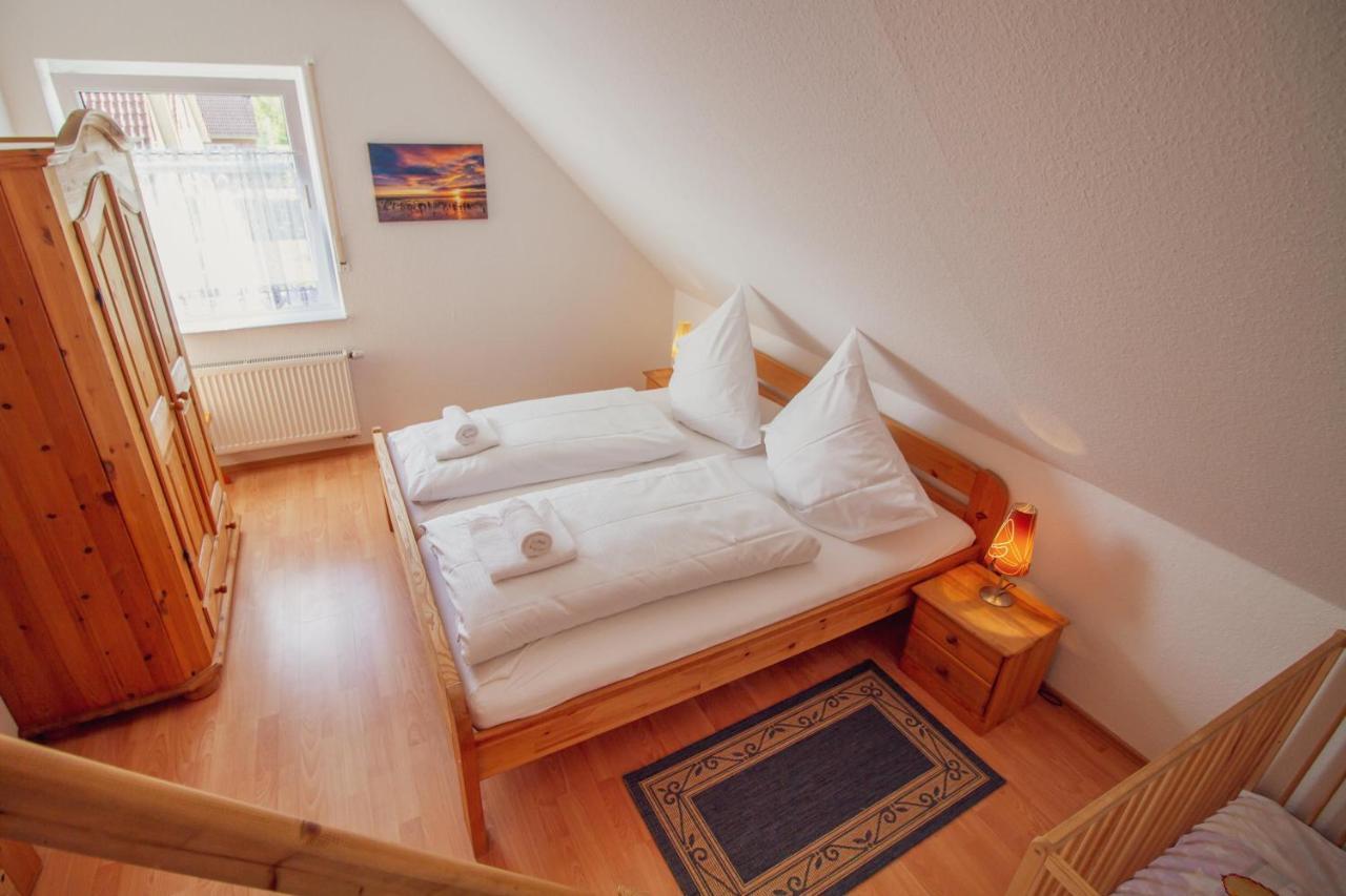 Ferienwohnung Haus Leuchtturm - Ebbe Krummhörn Exterior foto