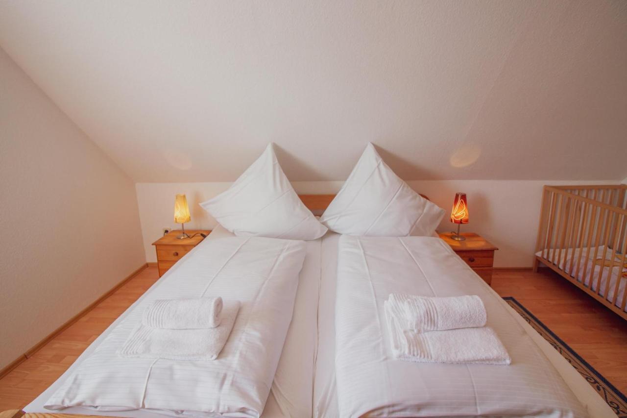 Ferienwohnung Haus Leuchtturm - Ebbe Krummhörn Exterior foto